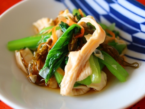 湯葉と小松菜の昆布だし醤油漬け